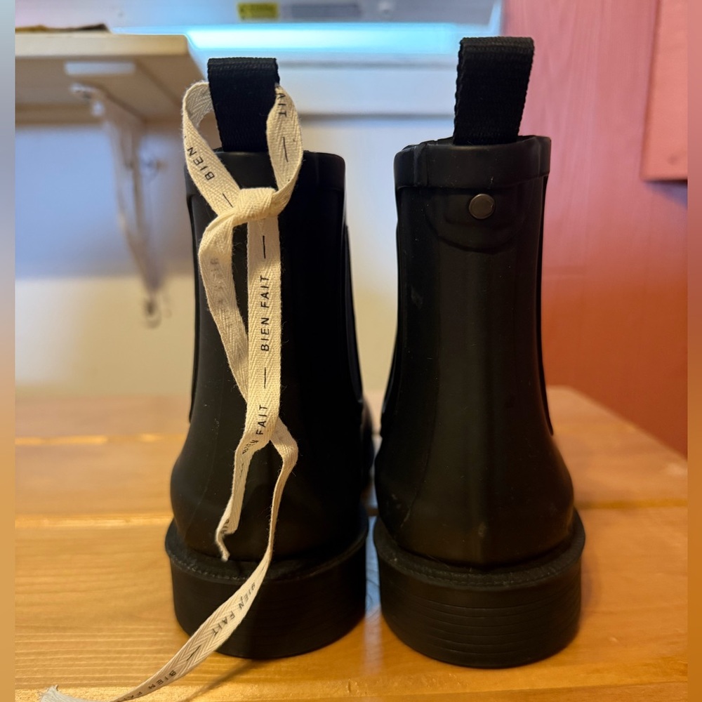 Madewell Chelsea rain boots - Picture 2 of 6